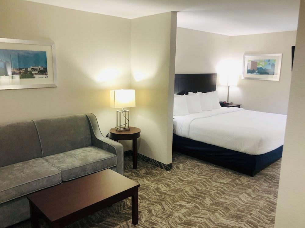 Best Western Plus Lafayette Vermilion River Inn & Suites Esterno foto